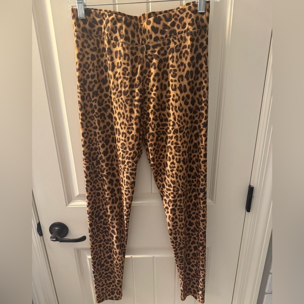 Women’s simply southern leopard leggings